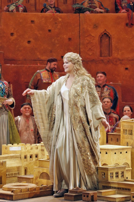 Graham Les Troyens, SF